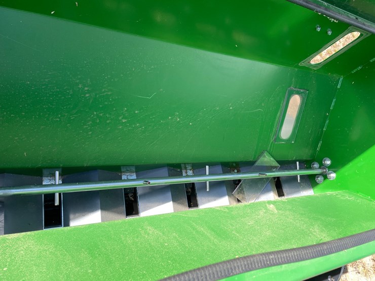 #1602-•-rtp-genesis-8-no-till-grain-drill-image-13