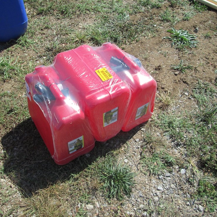 #50156 • Lot of (3) Unused 5 Gallon Gas Cans INV#50156