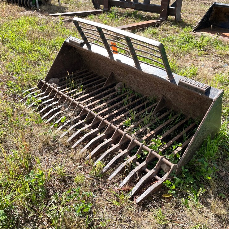 #1613 • Skid Steer Rock Bucket