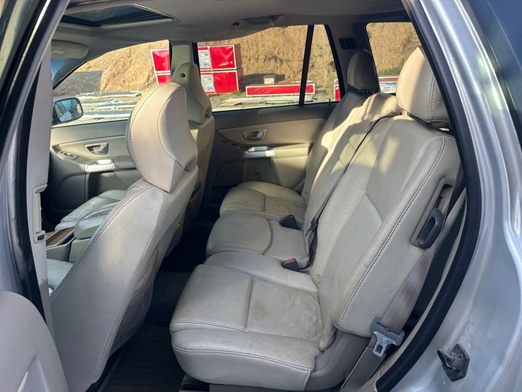 2004-volvo-xc90-image-24