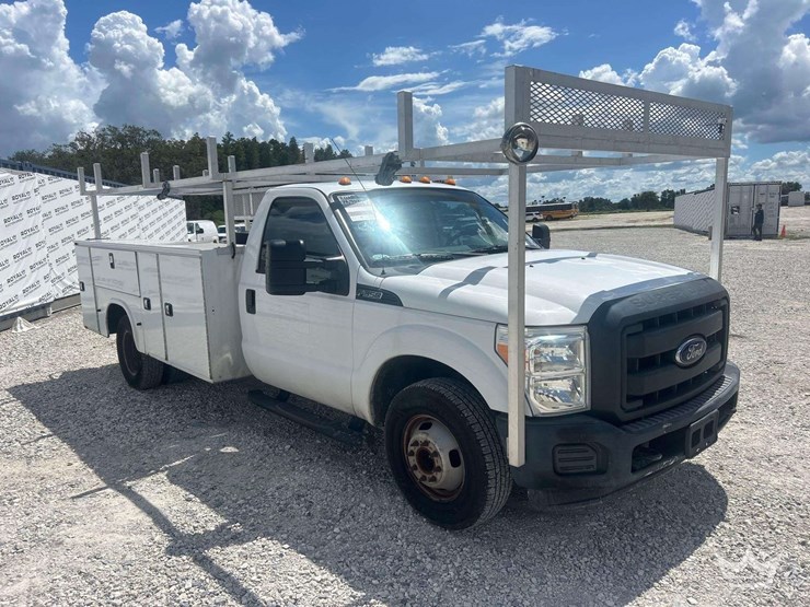 2015-ford-f350-image-2
