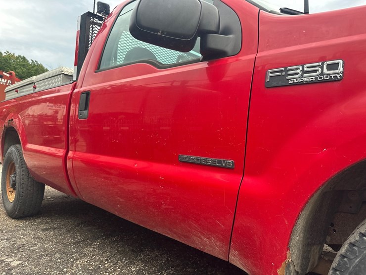 2001-ford-f350-image-30