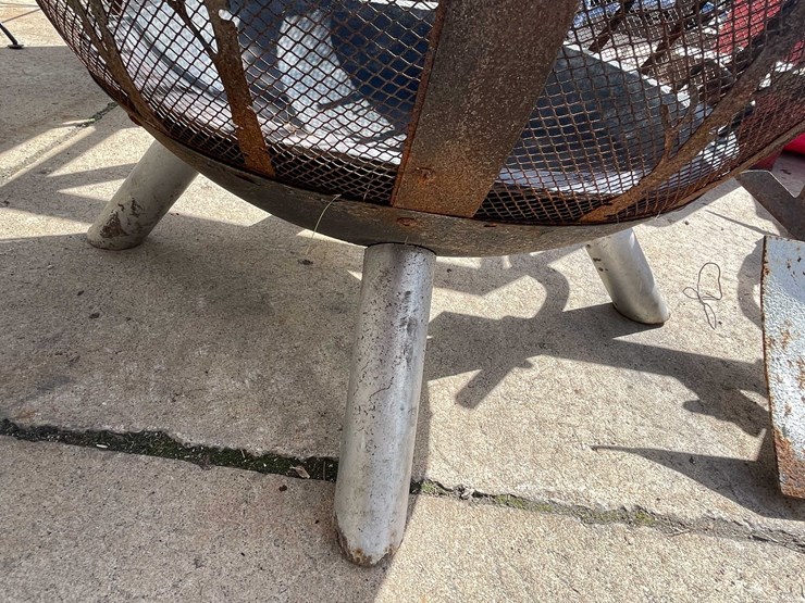 #4061-•-round-fire-pit-(03)-image-3
