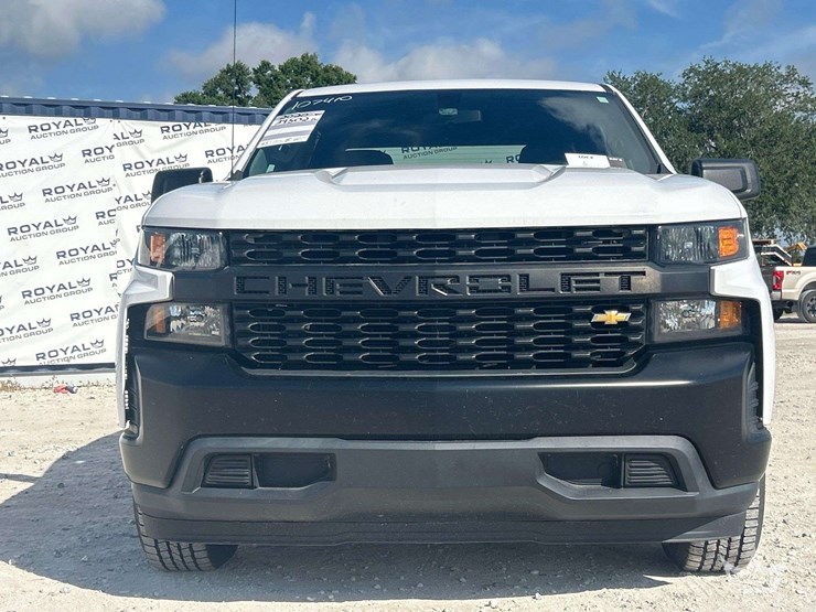 2020-chevrolet-silverado-1500-image-26