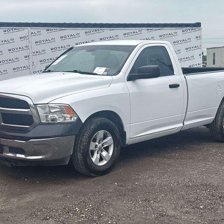 2017 DODGE 1500