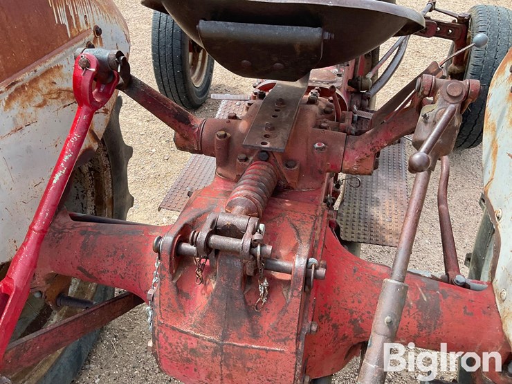ford-8n-image-10