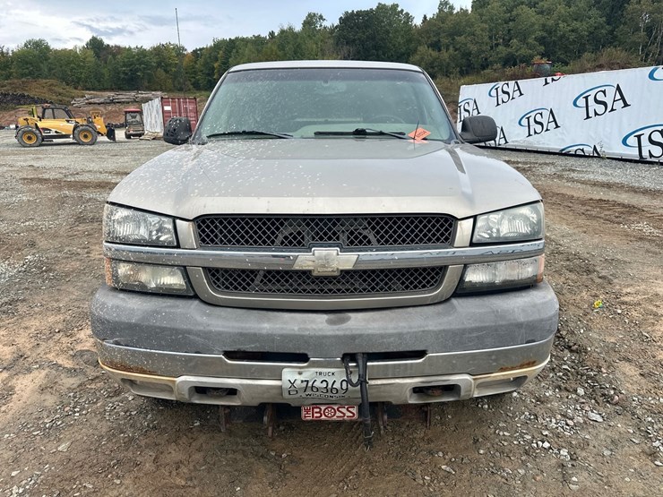 2003-chevrolet-2500-image-8