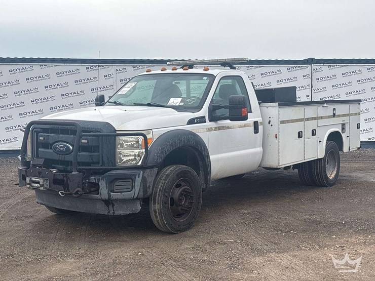 2016-ford-f550-image-1