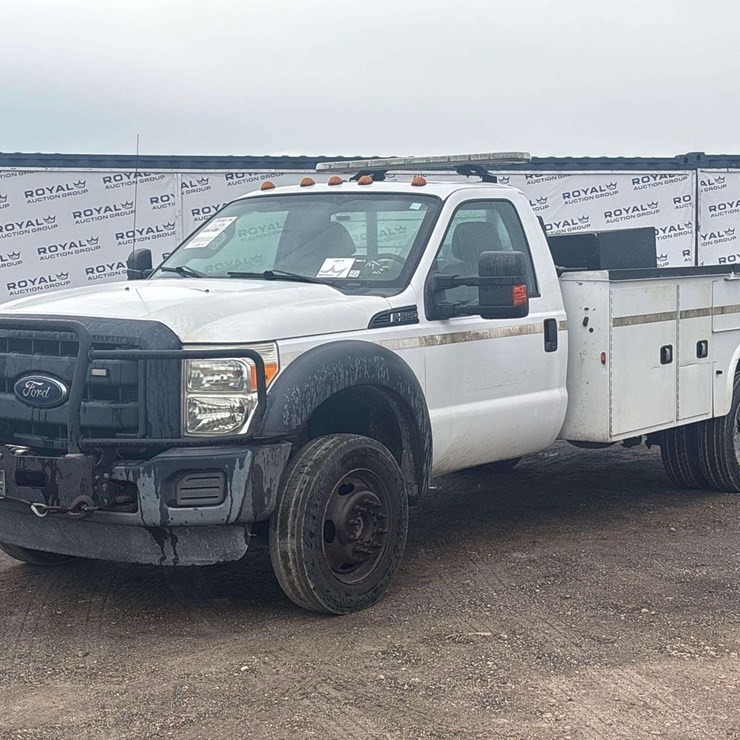 2016 FORD F550