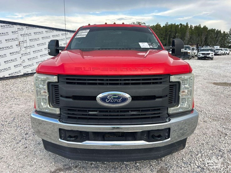 2017-ford-f250-image-35