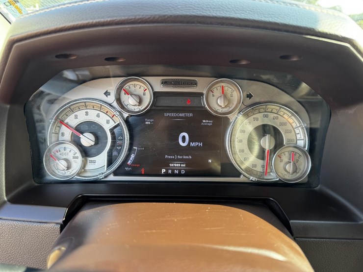 2014-dodge-1500-image-15