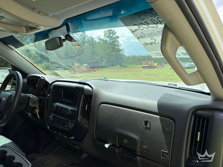 2015-chevrolet-silverado-1500-image-13