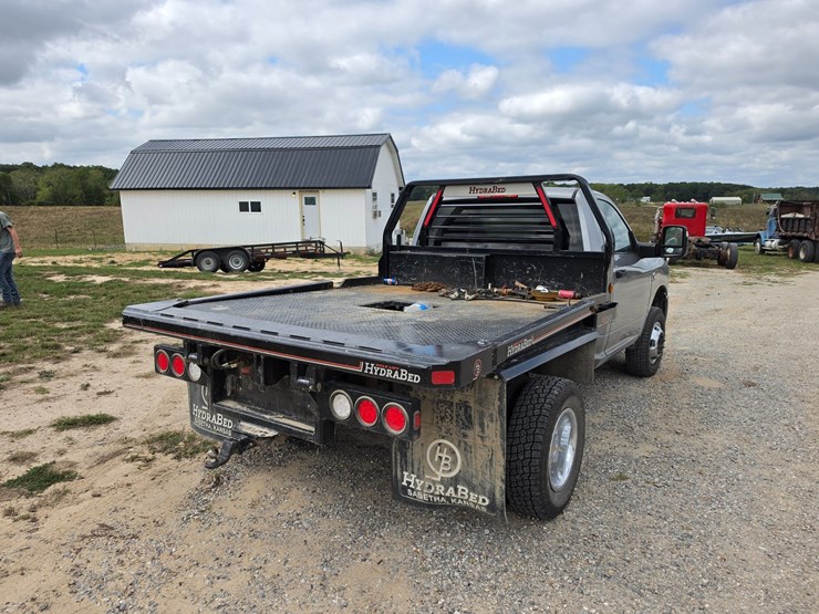 2024-dodge-3500-image-11
