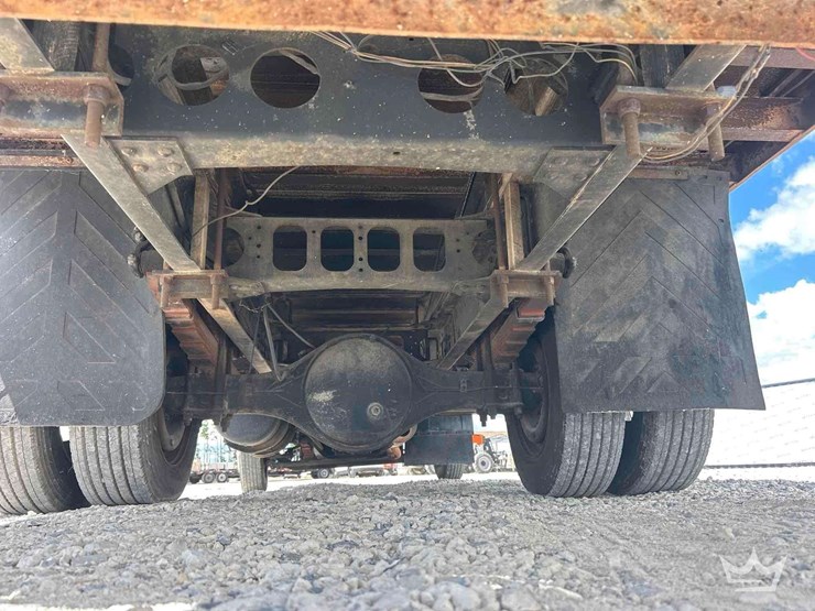 1998-mitsubishi-fuso-fh211-image-37