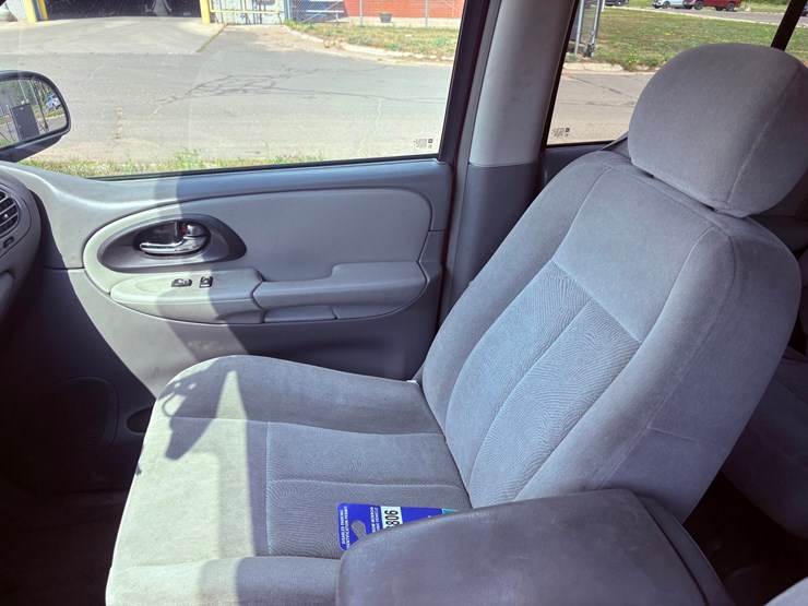 2005-chevrolet-trailblazer-ls-image-56