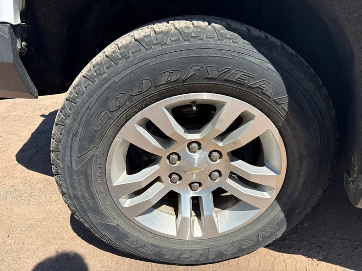 #1395-•-2019-chevrolet-silverado-4x4-pickup-truck-image-51