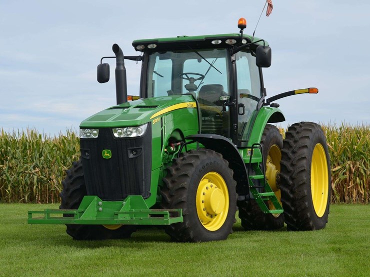 2011-john-deere-r-image-1