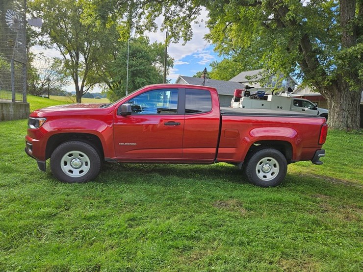 2016-chevrolet-colorado-image-2
