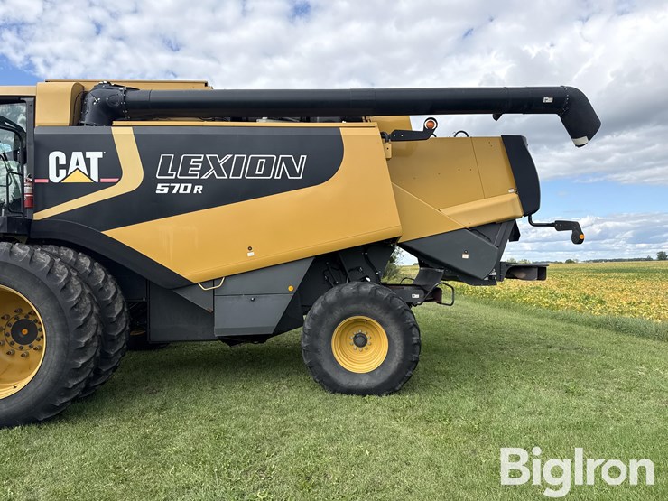 2004-caterpillar-lexion-570r-image-13