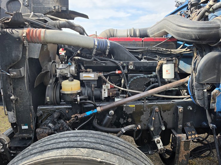 2006-peterbilt-379-image-22