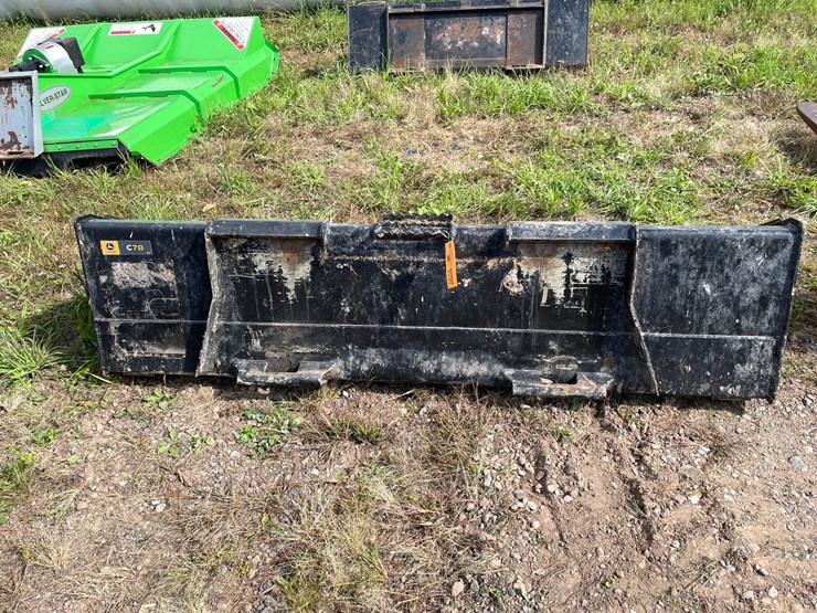 #1612-•-john-deere-skid-steer-bucket-image-5