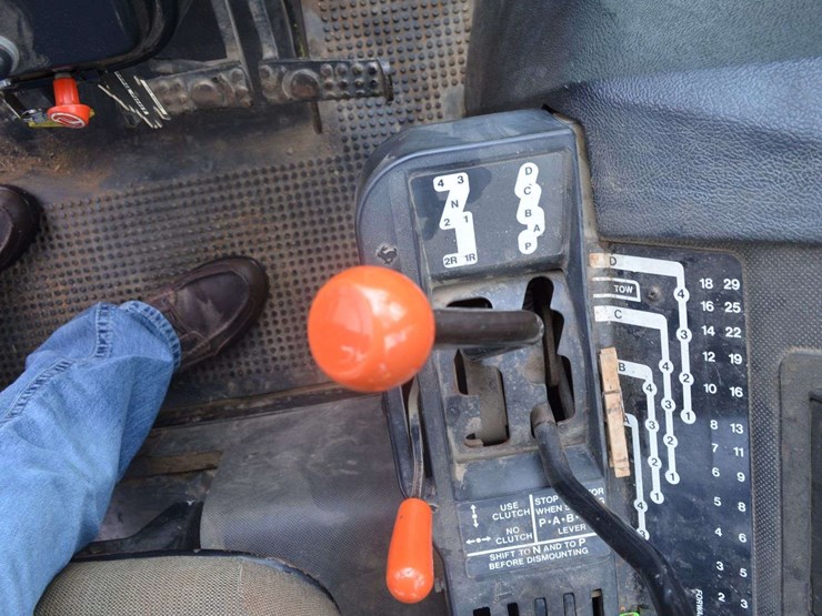 1977-john-deere-4230-image-17