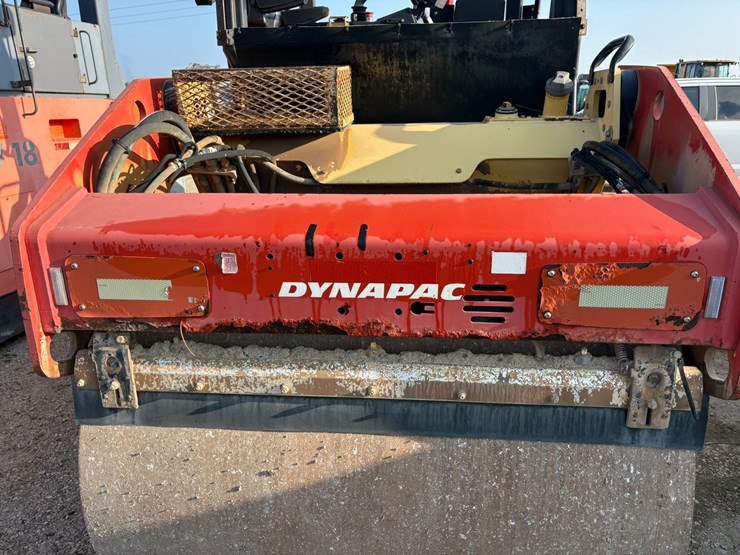 2009-dynapac-cc224hf-image-14