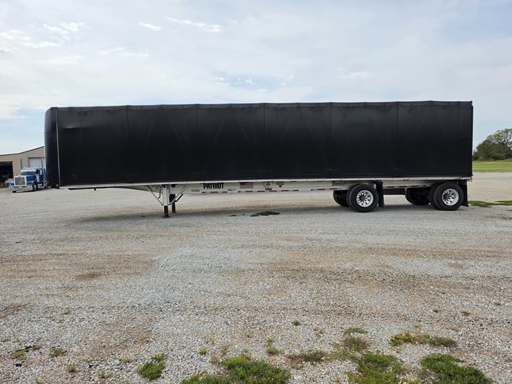 2022-fontaine-flat-bed-trailer-image-8