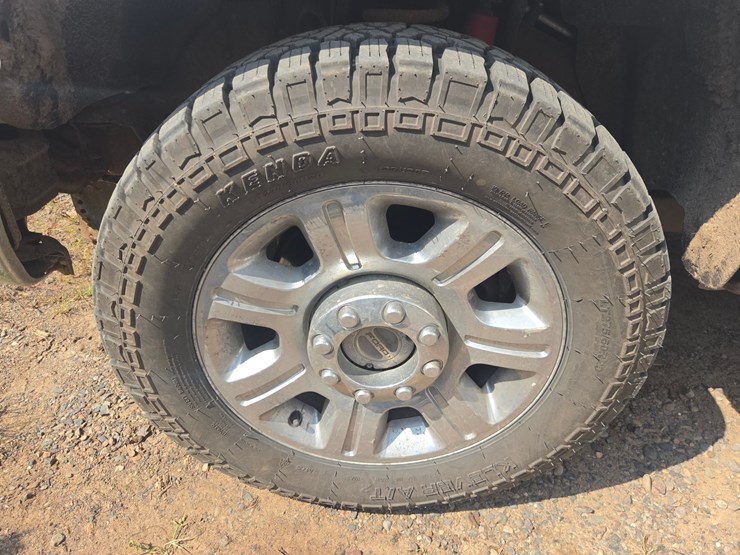 2013-ford-f250-lariat-image-54