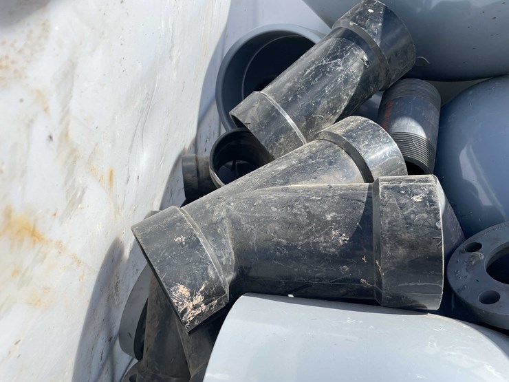 #4020-•-ibc-of-plastic-pipe-fittings-(09)-image-10
