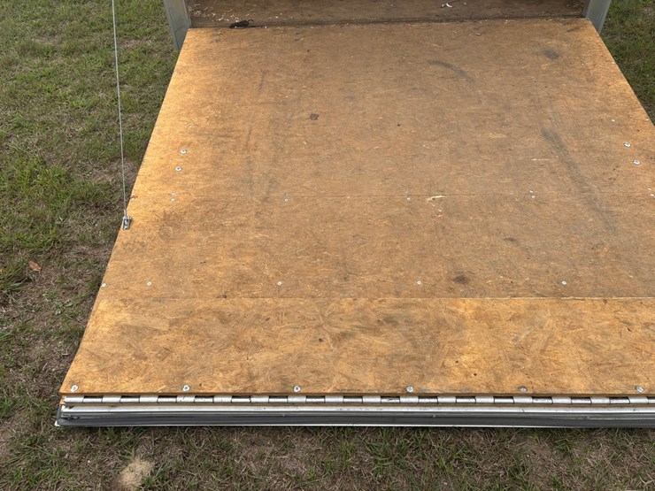 #2338-•-2022-stealth-16'-enclosed-trailer-image-17