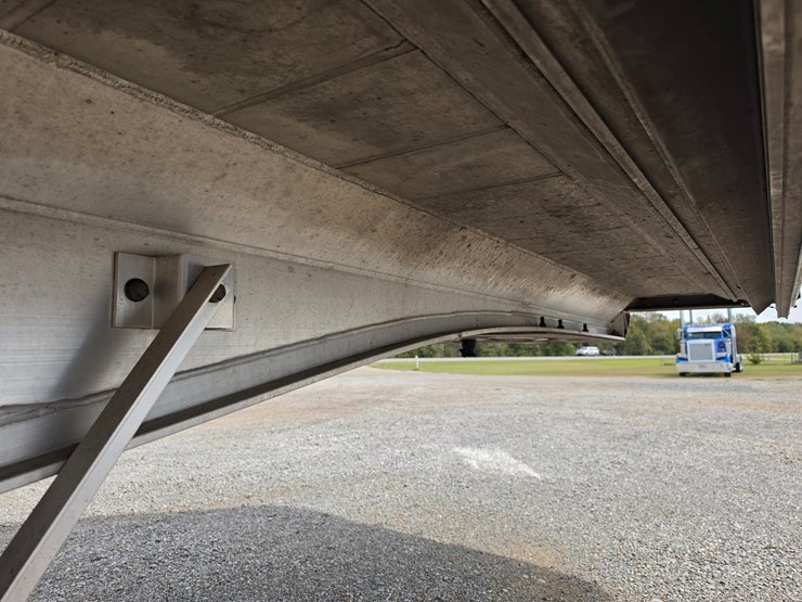 2022-fontaine-flat-bed-trailer-image-60