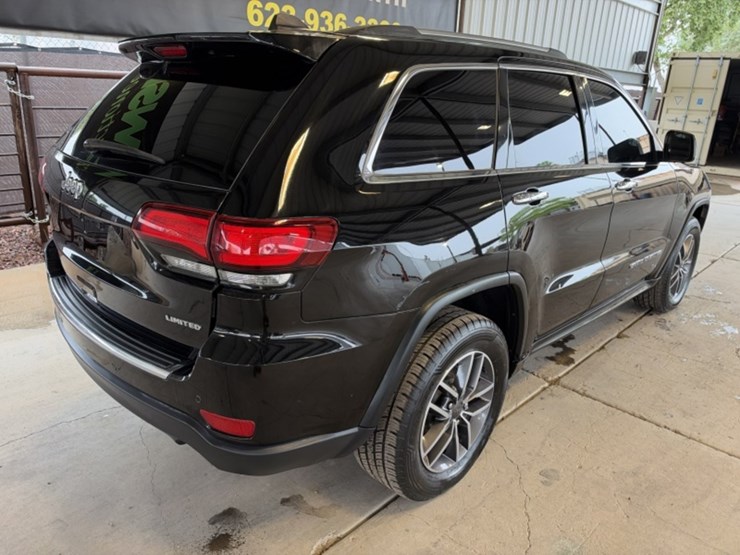 2019-jeep-cherokee-image-9