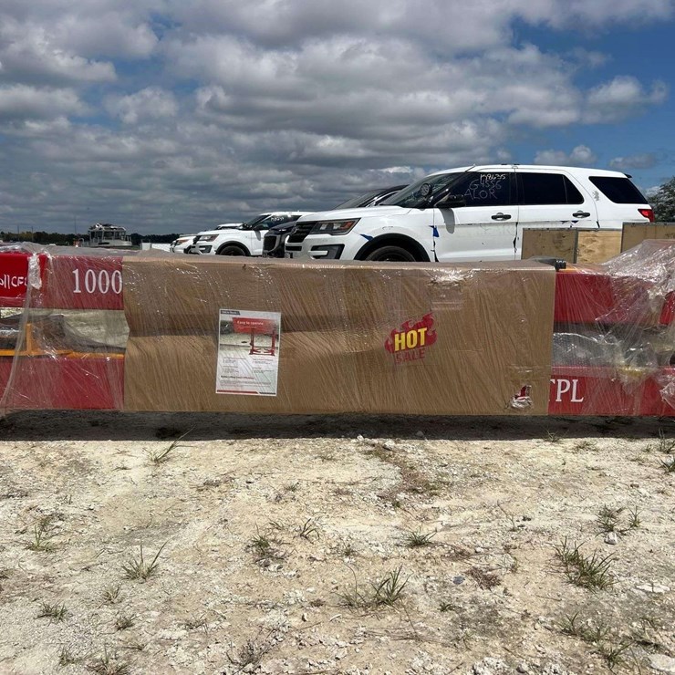 10000LBS. Two-Post Auto Lift