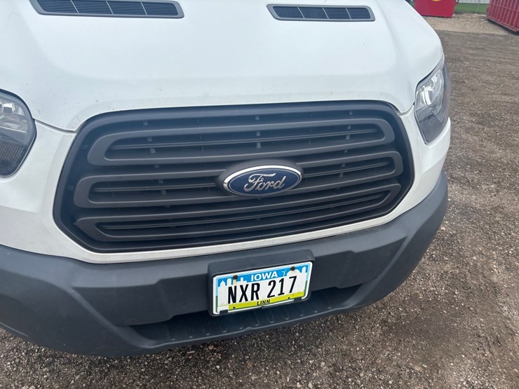 2018-ford-transit-image-26