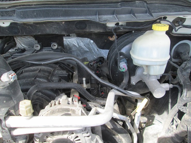 2016-dodge-ram-1500-image-16