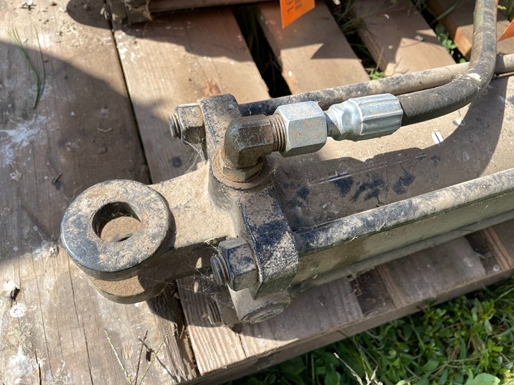 #1624-•-chief-3,000-psi-hydraulic-cylinder-image-4