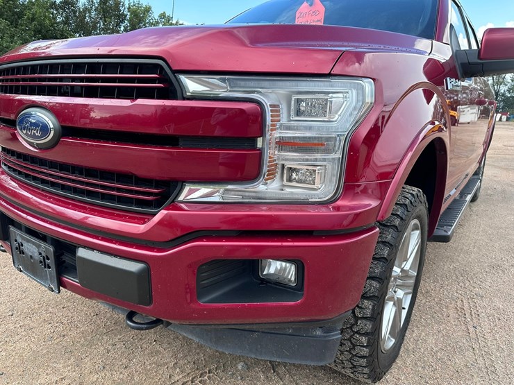 2019-ford-f150-lariat-image-8