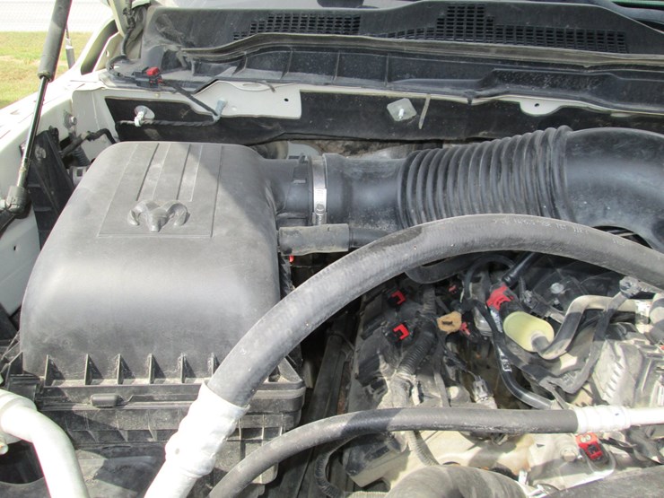 2016-dodge-ram-1500-image-15