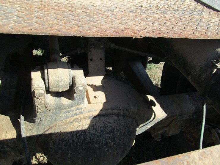 1995-ford-ft900-image-9