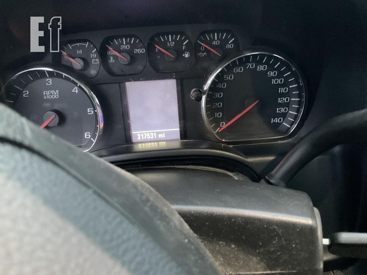 2018-chevrolet-silverado-1500-image-5