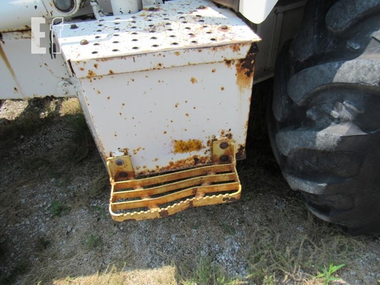 1991-deere-310d-image-13