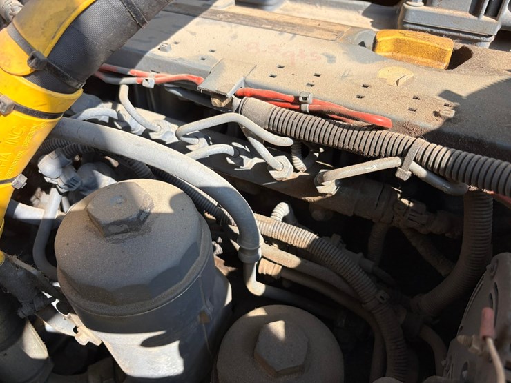 #2410-•-2015-sakia-sw880-double-drum-smooth-roller-compactor-image-35