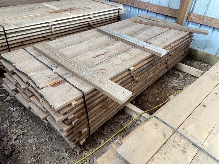 #1681-•-bundle-of-pine-boards-image-1