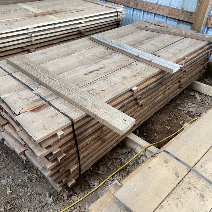 #1681 • Bundle of Pine Boards