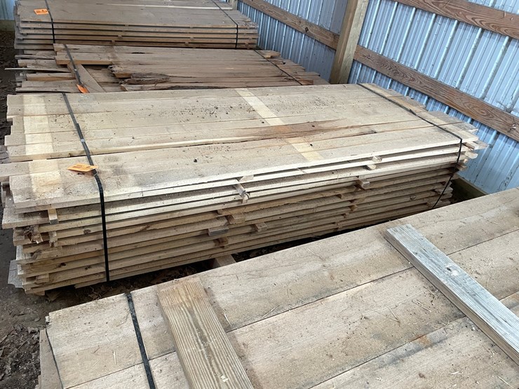 #1682-•-bundle-of-possibly-red-pine-boards-image-2