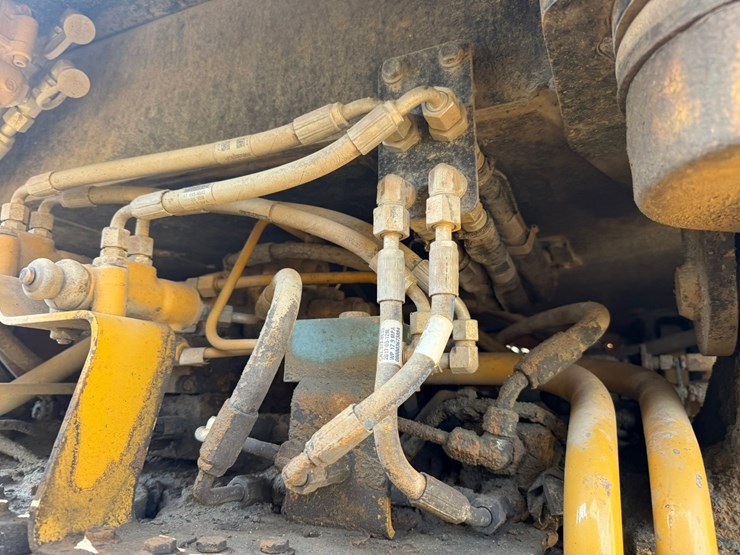 2017-caterpillar-988k-image-55