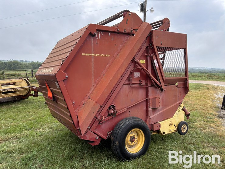 new-holland-851-image-5