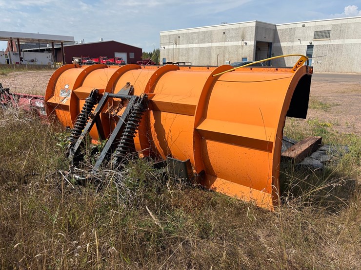 #3229-•-monroe-mp48r12-snowplow-image-3