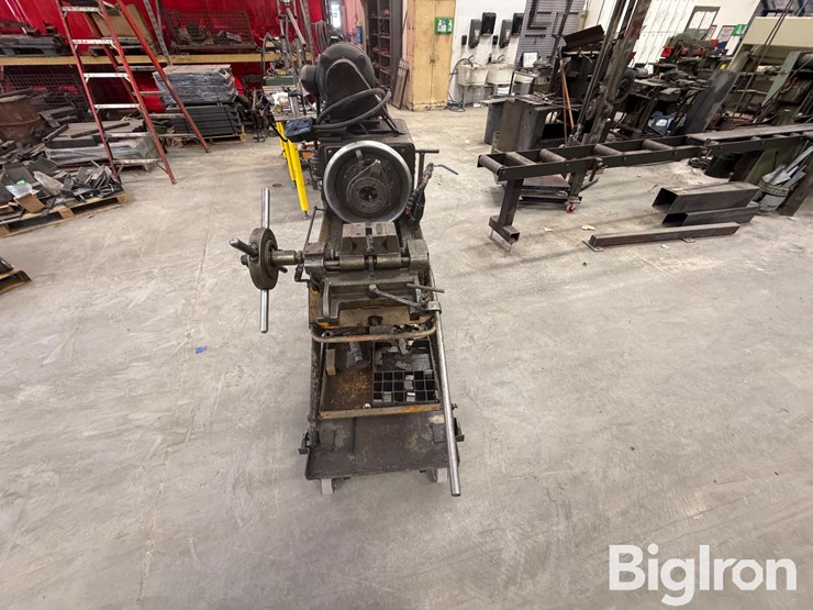oster-threading-machine-image-8